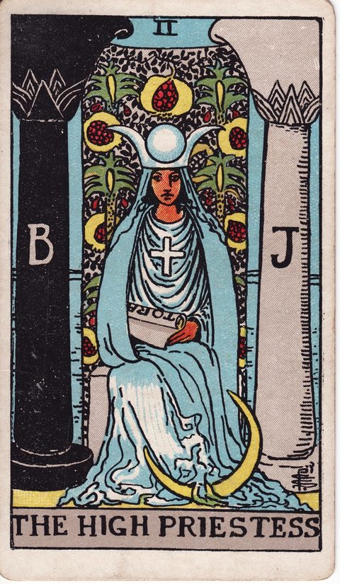 女教皇（The High Priestess）のカード画像。ライダー版タロット