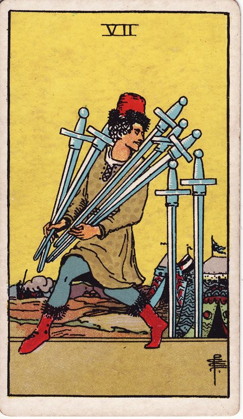 ソードの7（Seven of Swords）のカード画像。ライダー版タロット