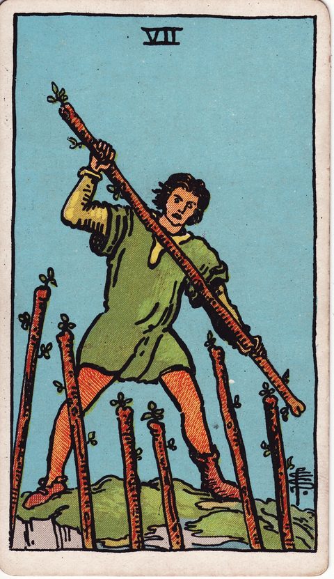 ワンドの7（Seven of Wands）のカード画像。ライダー版タロット